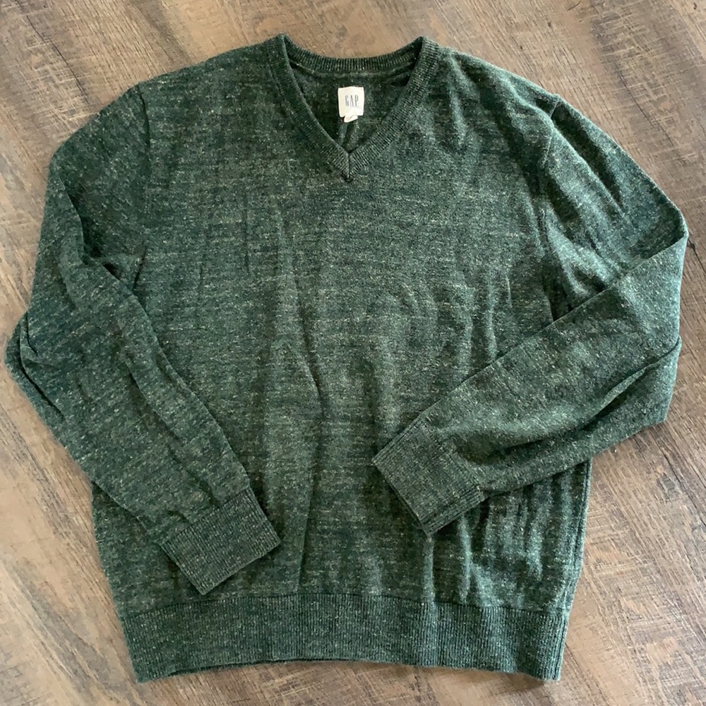 EUC Men’s Gap Sweater, XL